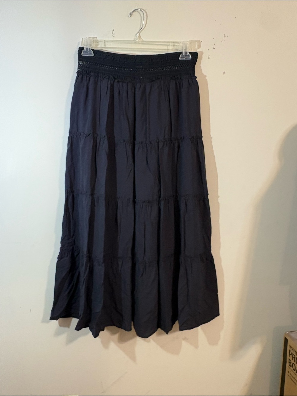 Sincerely Jules tiered maxi skirt dark navy crocheted smocked waistband large